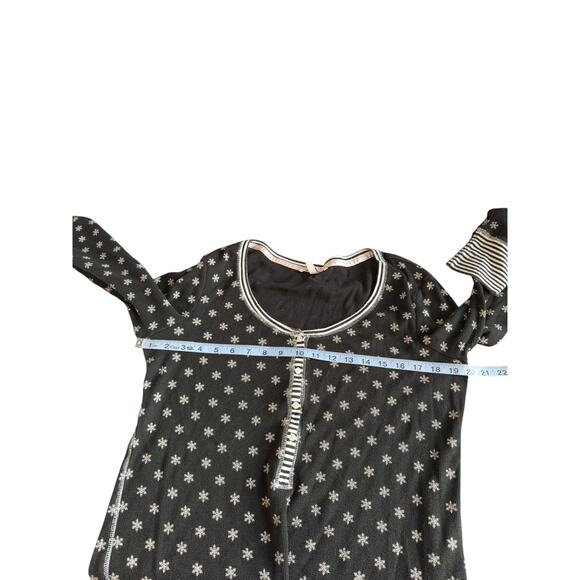 Victoria's‎ Secret Pajamas Black White Snowflake Winter Thermal Lounge Large - Picture 10 of 15